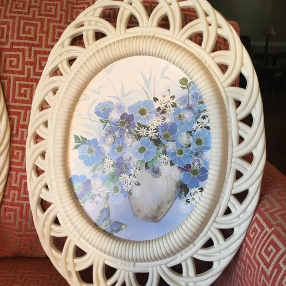 Home Interiors “Wicker-styled” white plastic wall art set includes 2 Butterflies - Picture 2 of 11